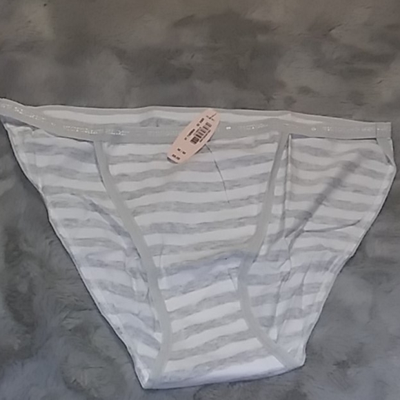 Panties - Picture 3 of 6